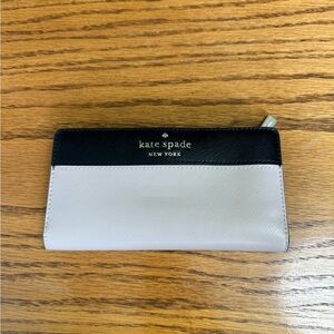 Kate Spade Large Slim Stacy Bifold Wallet